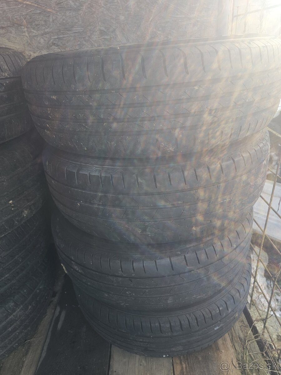 Predam elektrony 195 65 r15 - 3