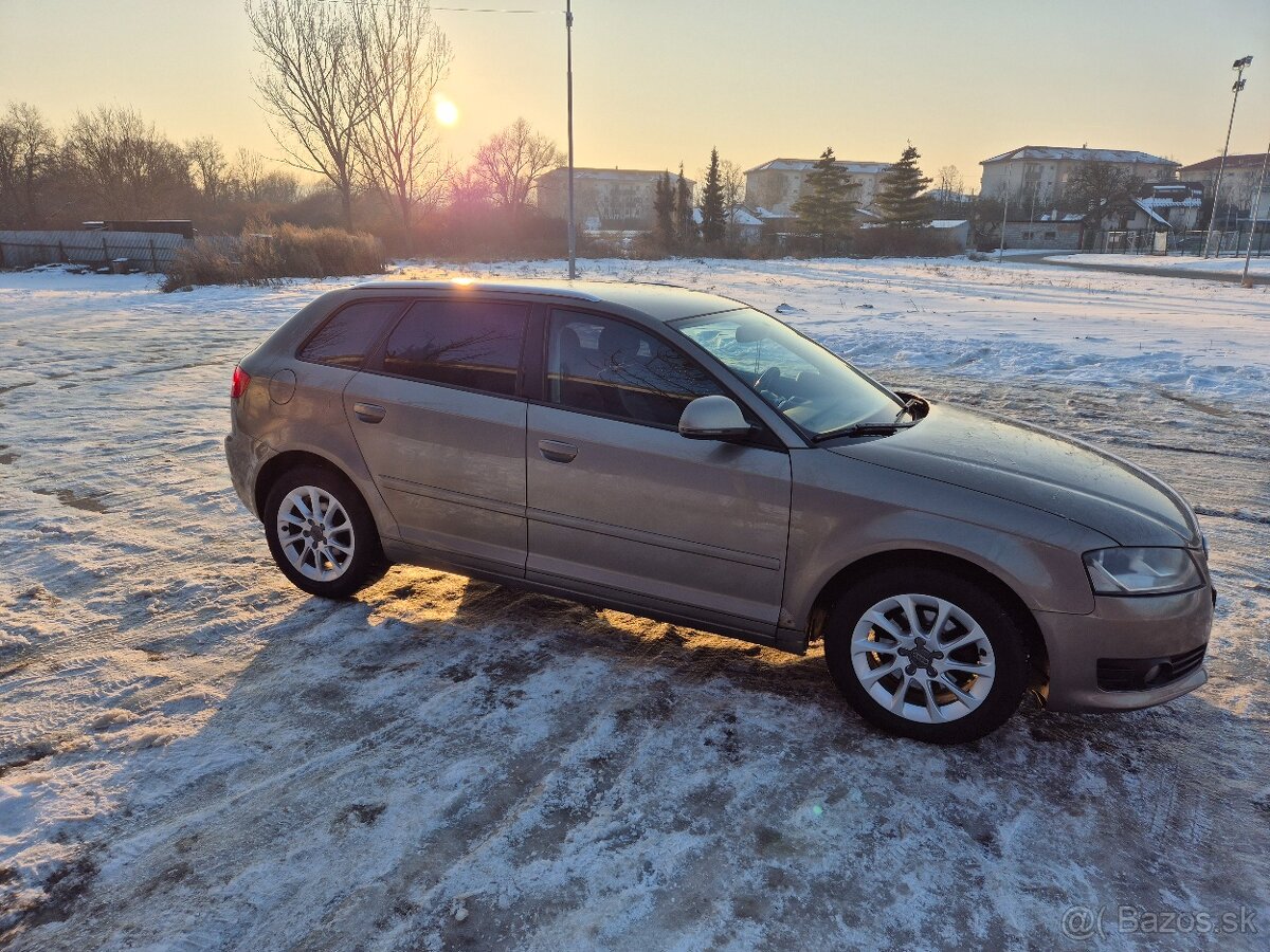 Audi A3 benzín 1.6 - 3