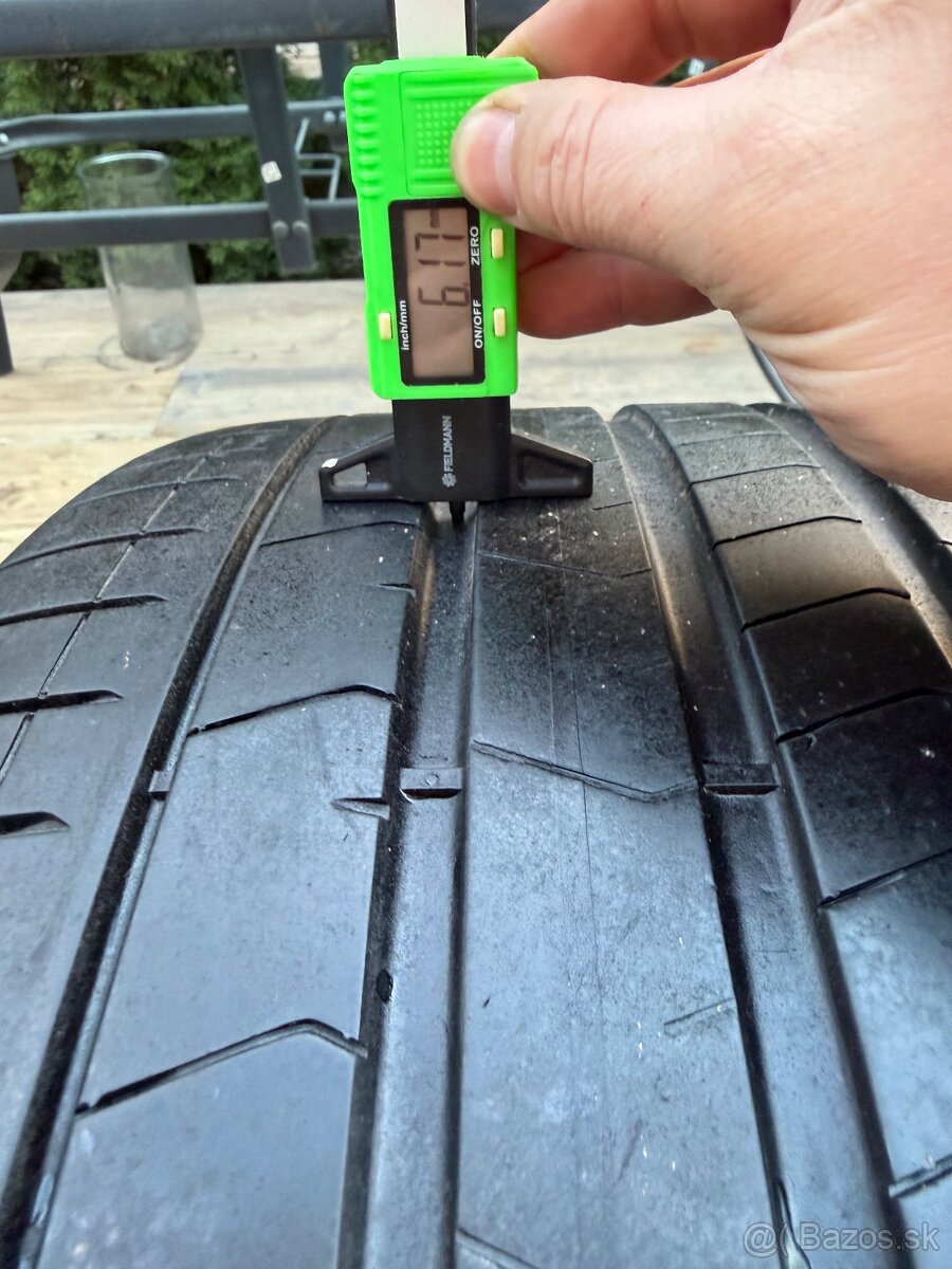 Pirelli 275/35 R20 - 3