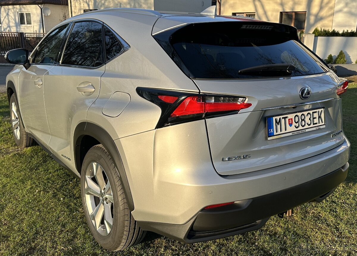 Lexus NX 300h hybrid 4x4 - 3