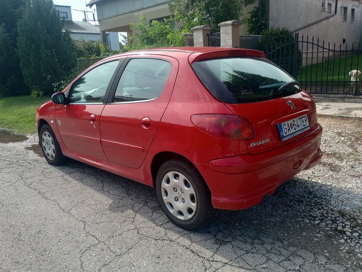 Predám Peugeot 206 - 3