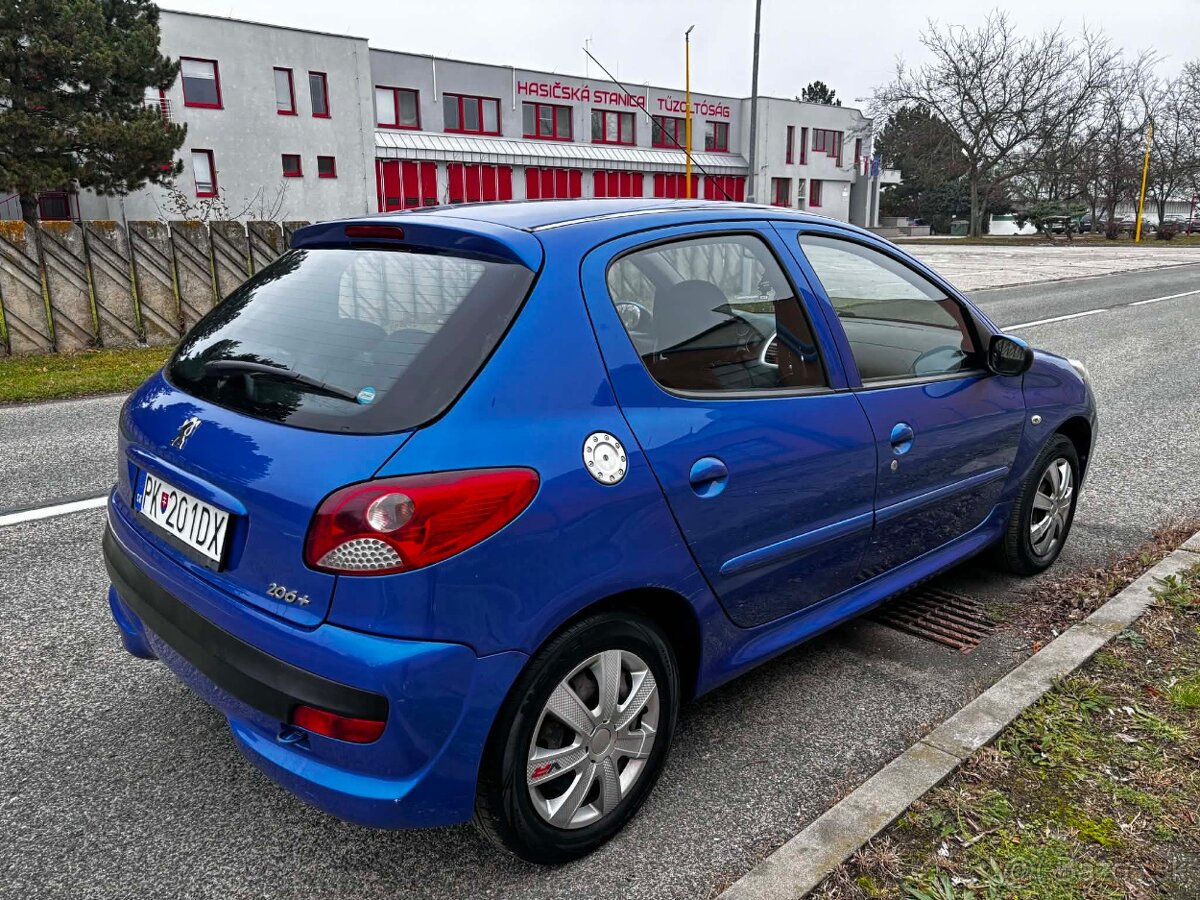 Peugeot 206+ 1.1 44kw - 3