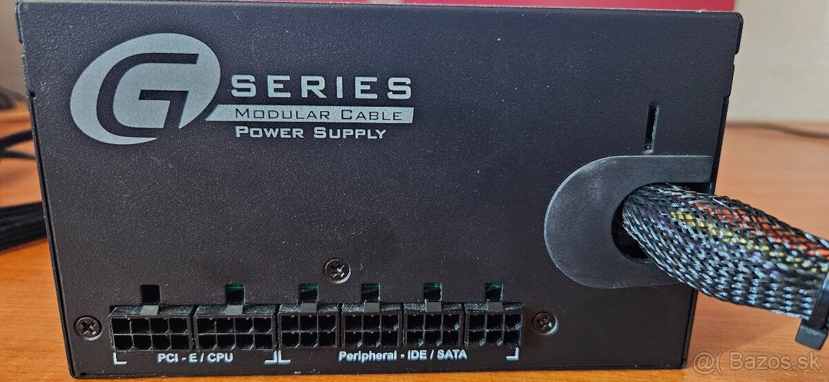 Zdroj seasonic 550w - 3