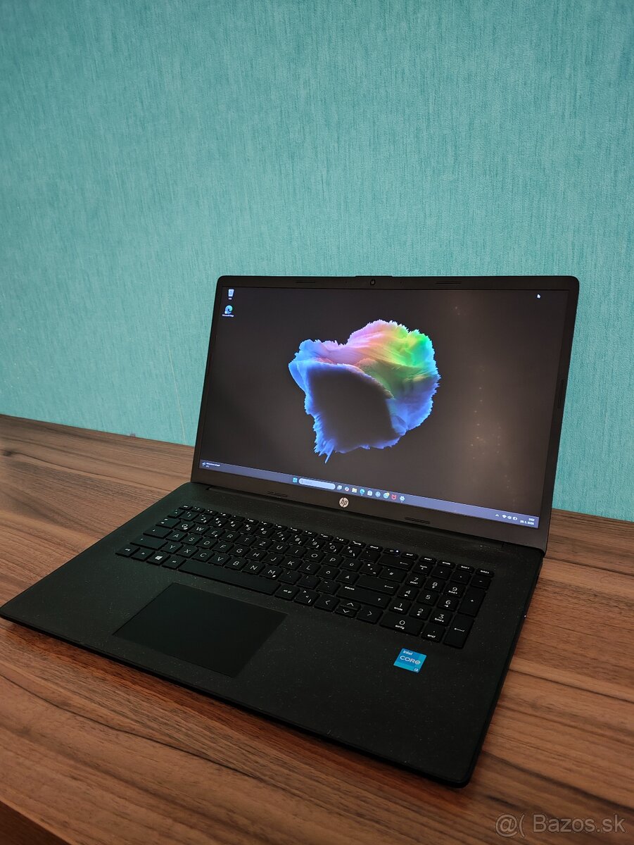 HP 17" i3 11.gen • 16GB • 512GB SSD - 3