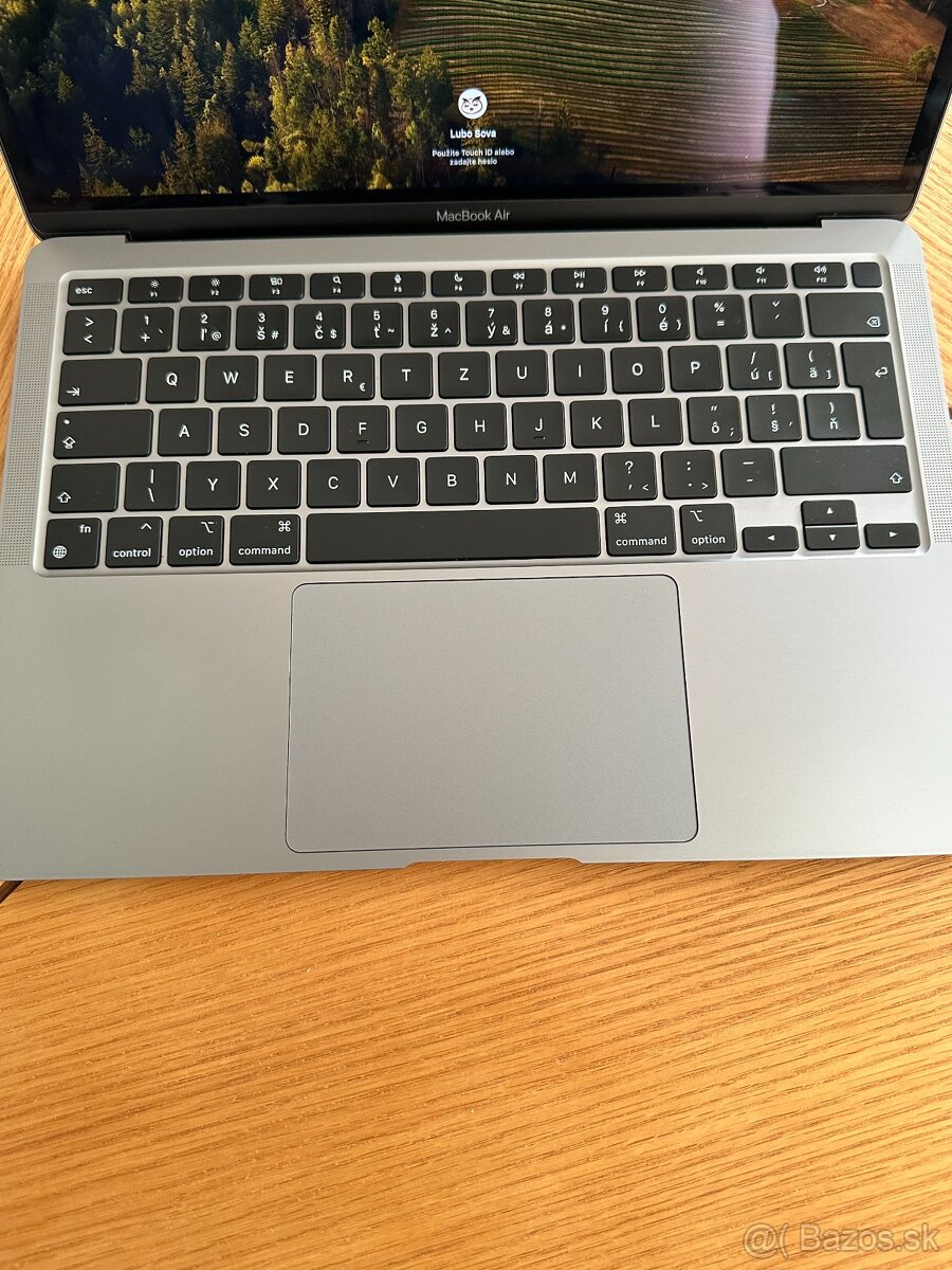 Macbook air M1 v TOP stave - 3