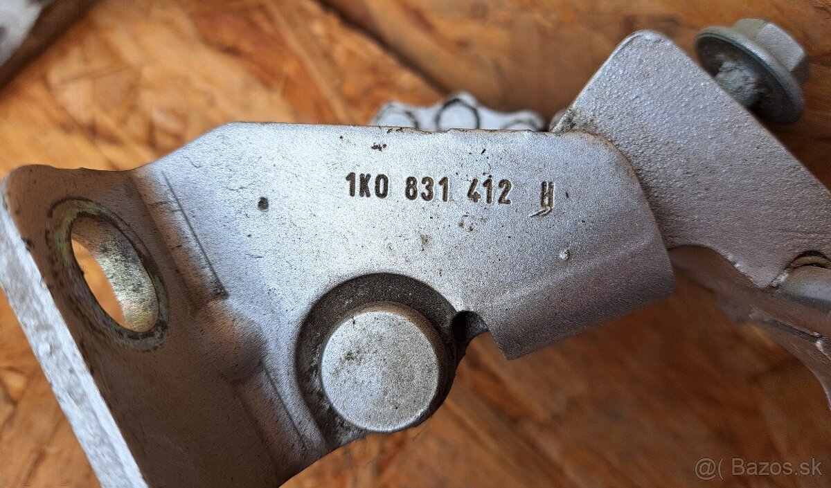 PÁNTY DVERÍ - VW GOLF 5, PASSAT B6 - 3