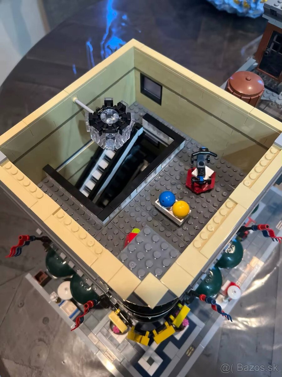 Grand Emporium 10211 - 3