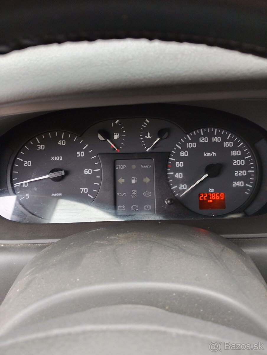 Predám Renault Scenic - 3