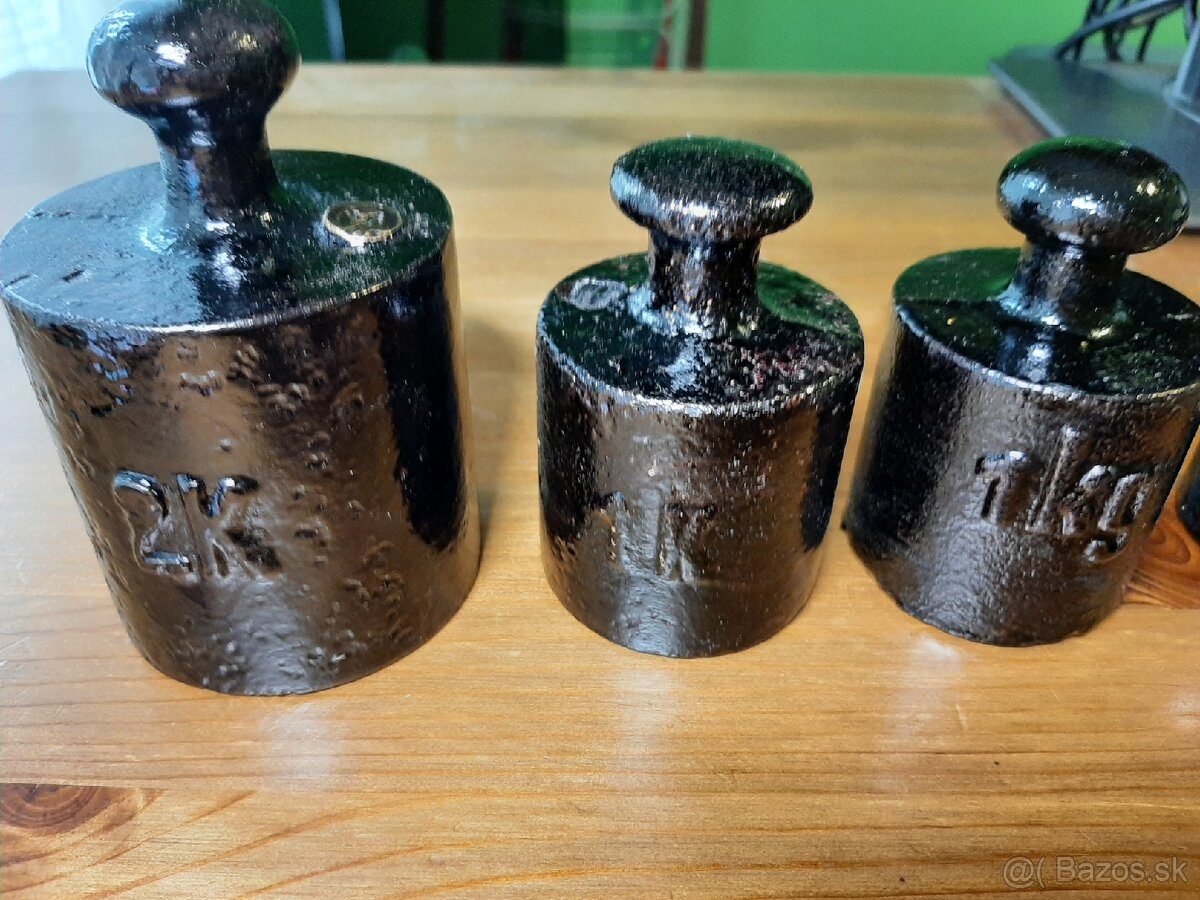 Predám staré závažia – ideálne ako dekorácia na chalupu - 3