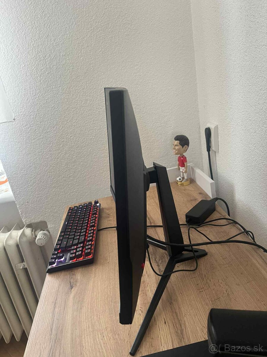 Herný Monitor MSI G24C4 E2 - 3