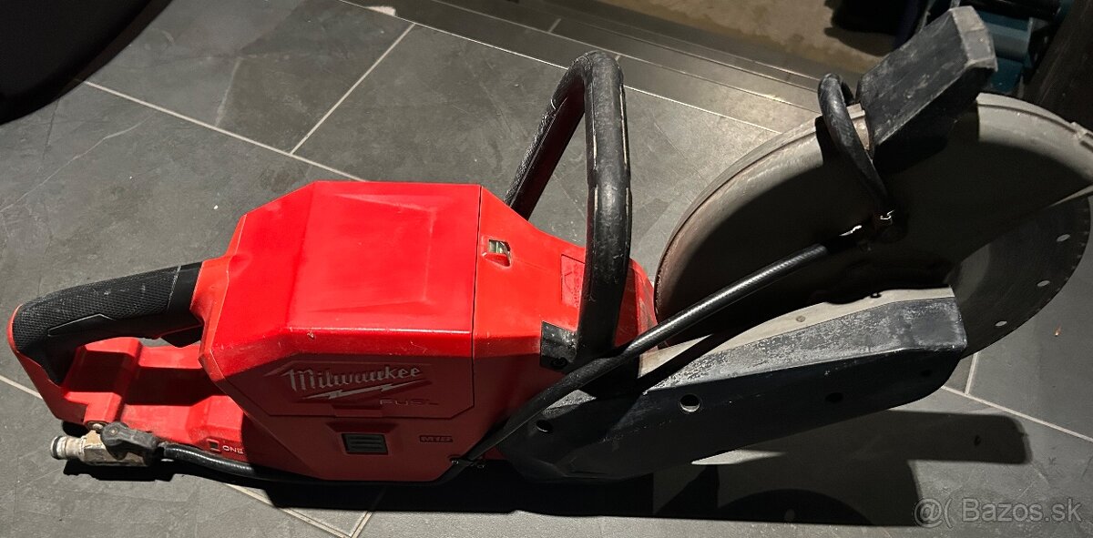 Milwaukee M18 FCOS230 - 3