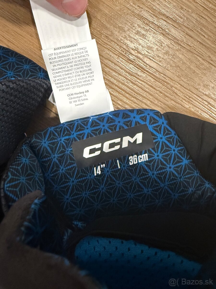 Nové rukavice CCM FT8 pro - 3