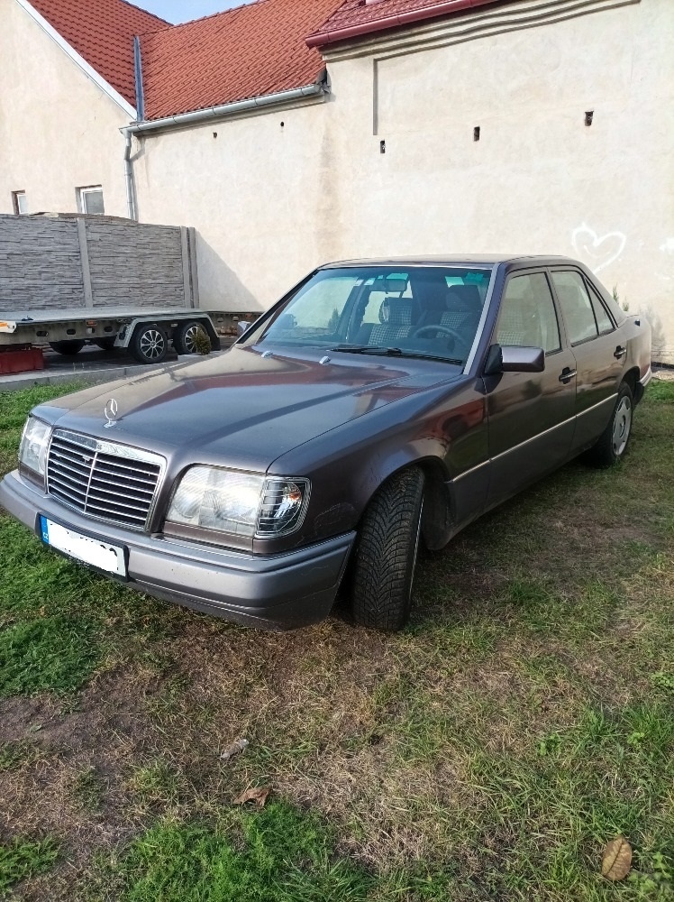 Mercedes E250D 83KW W124 - 3