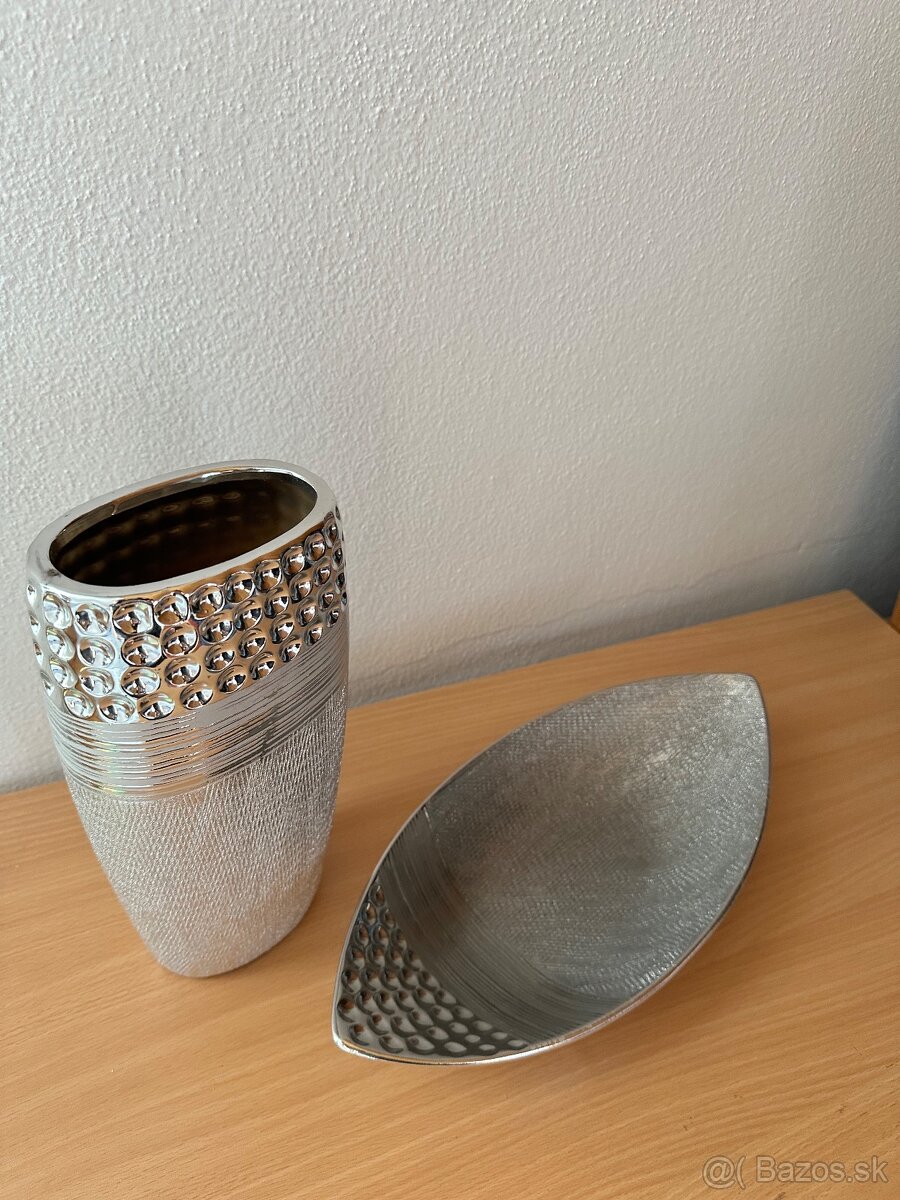 Keramická strieborná váza a podnos - 3