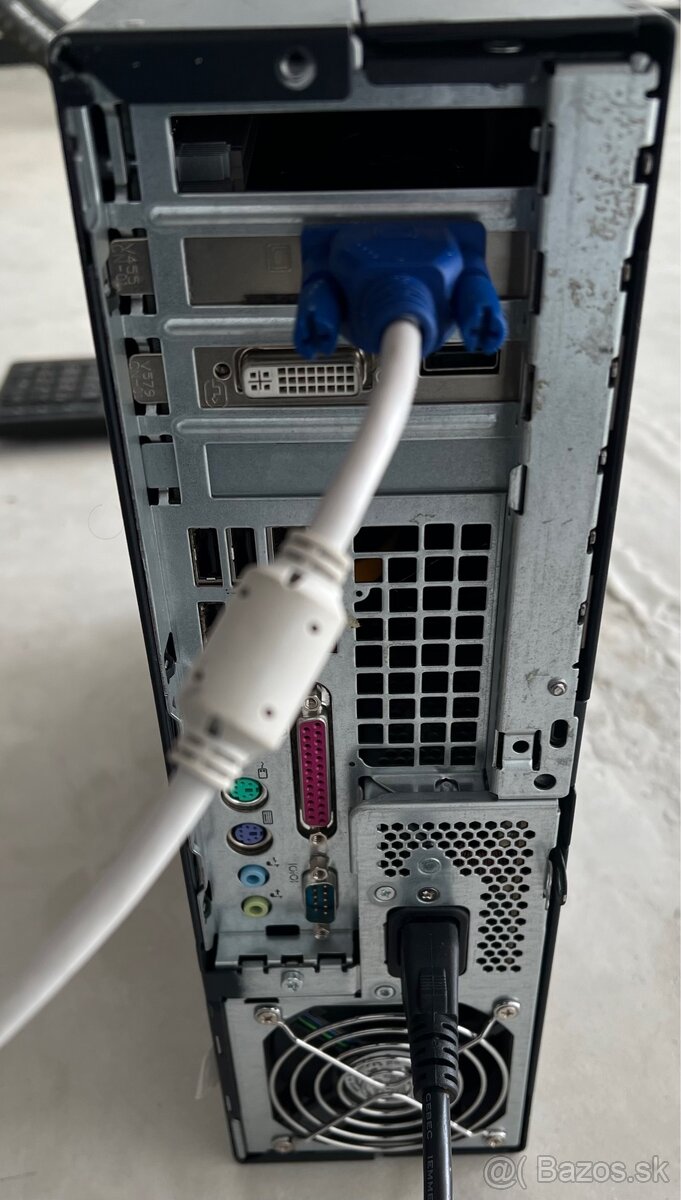 Predám starší plne funkčný pc HP Lacno - 3