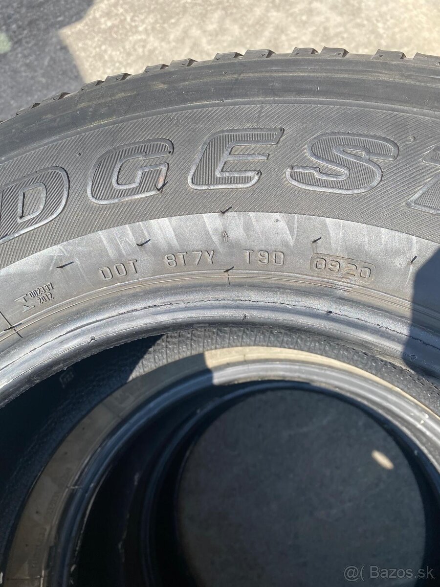 Predám pneu Bridgestone Dueller A/T - 3