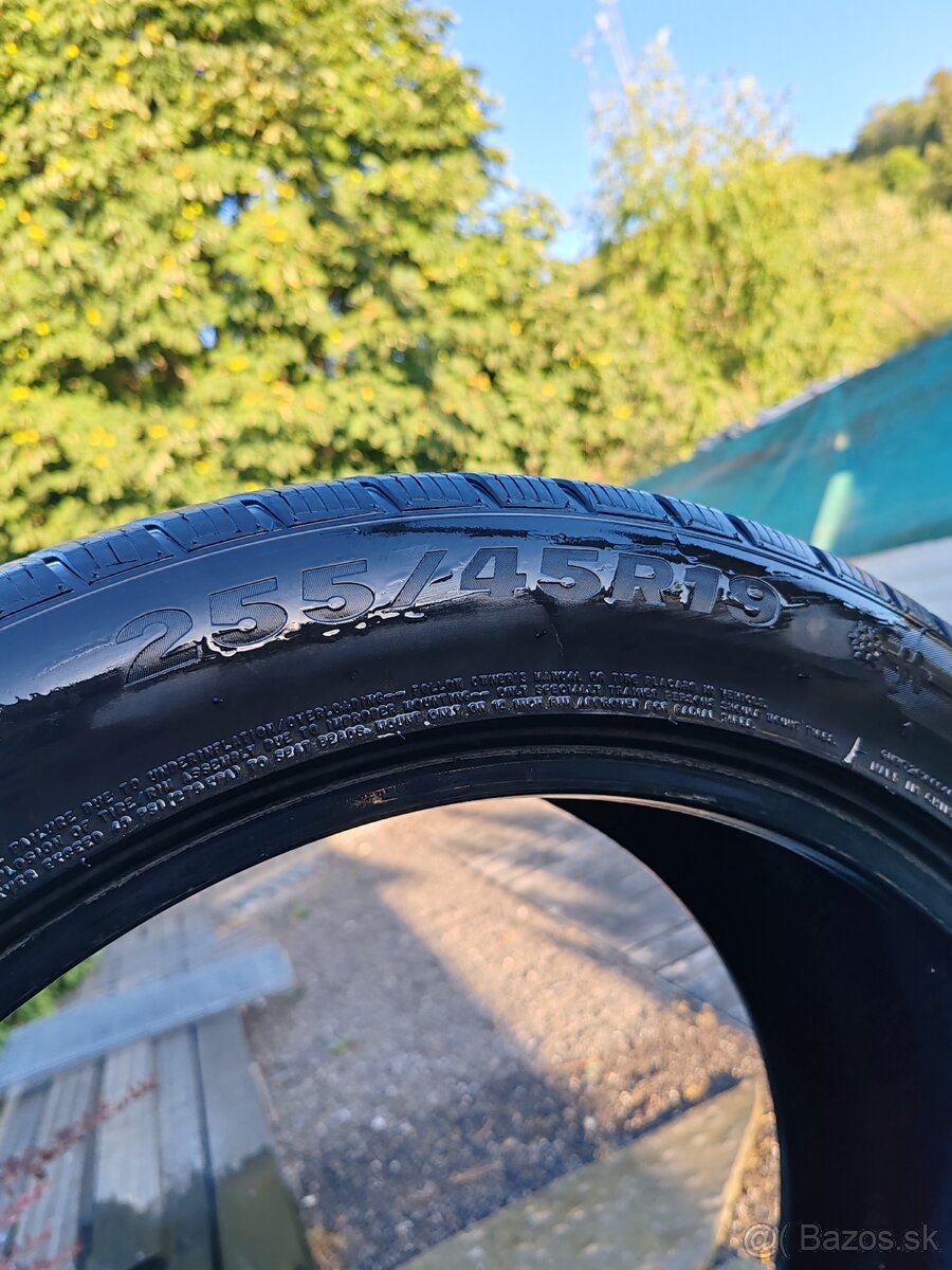 255/45 R19 gripmax zimne - 3