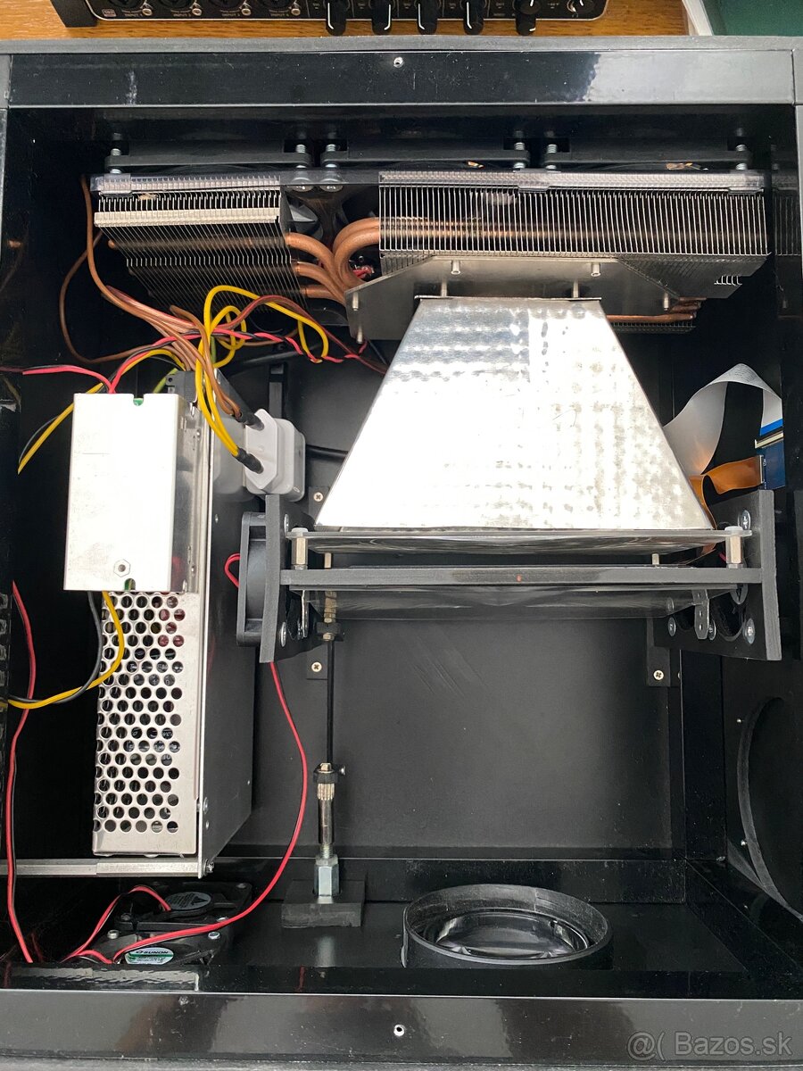 Predám DIY projektor (2K) – upgrade na 4K/8K - 3