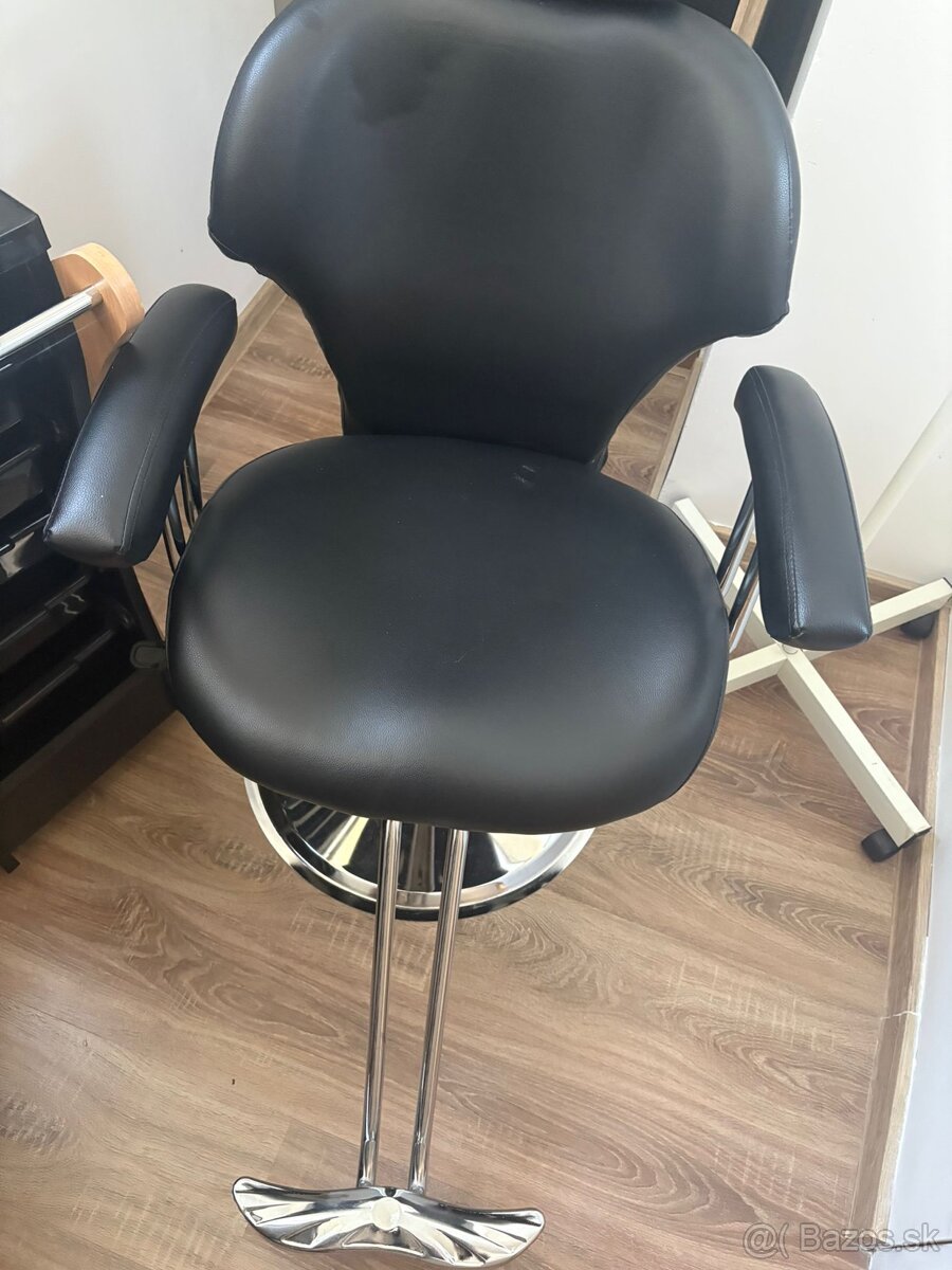 kadernícke kreslo / kozmetická lampa / kadernícky vozík - 3