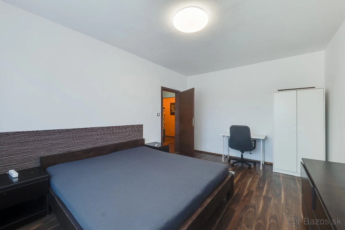 Nepriechodna izba v 3izb byte - 3