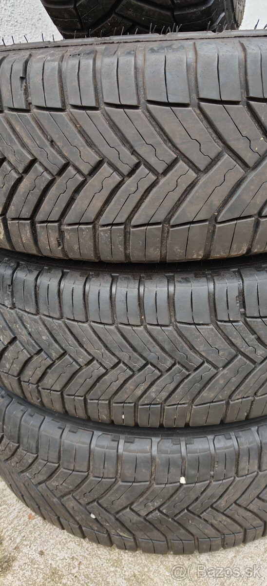 Plechové disky Ford 5x160 a celoročné Michelin 215/60 R17C - 3