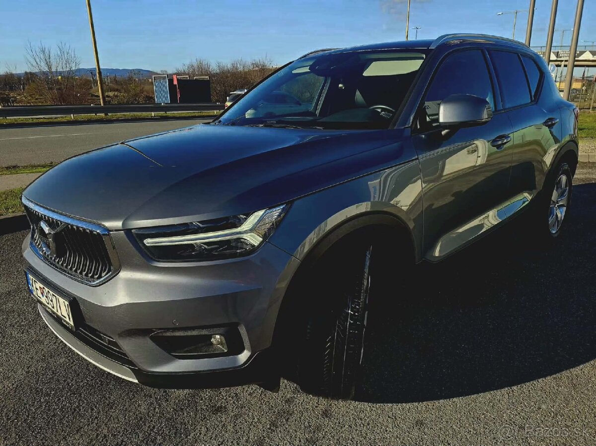 Volvo XC40 2.0d D4 Momentum AWD automat 2018 - 3