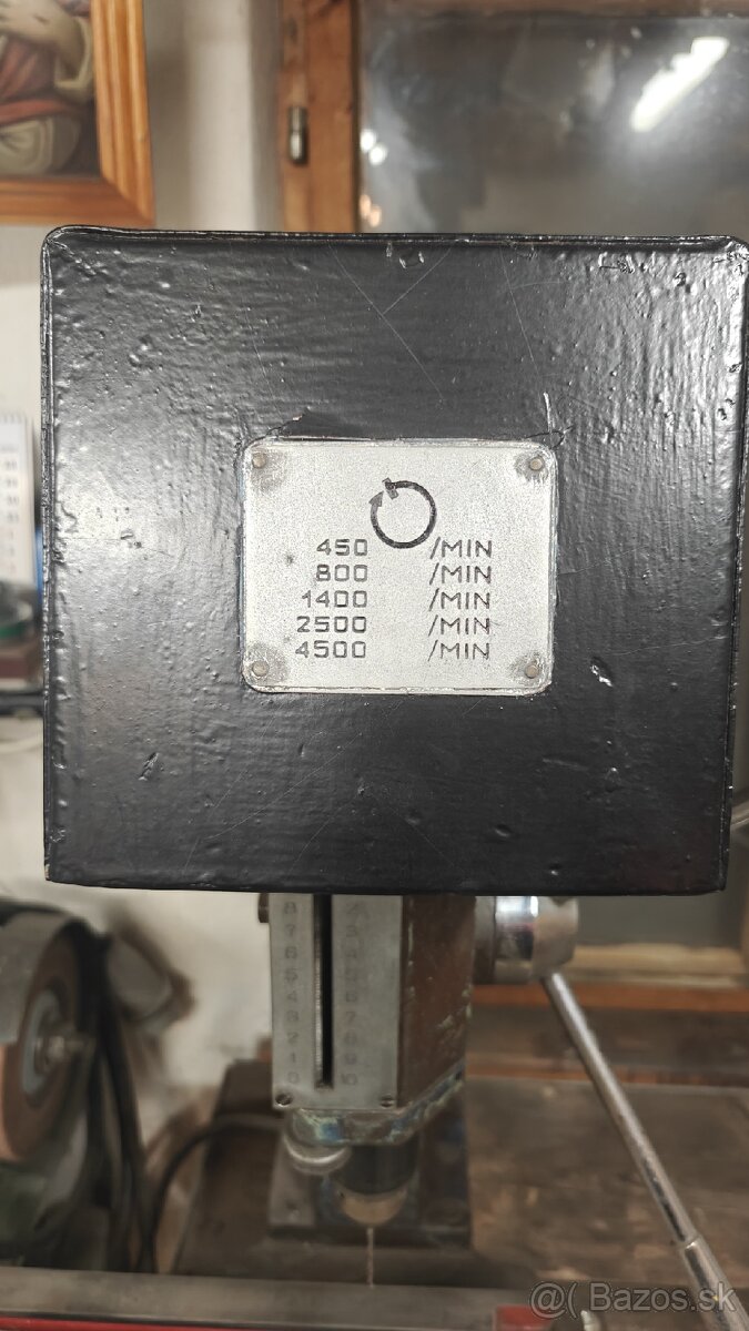 Predám stolovú vŕtačku Komunaras 2m112 - 3
