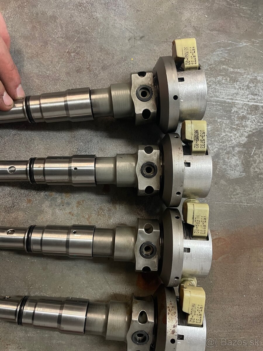 Isuzu vstrekovače 4jx1 - 3