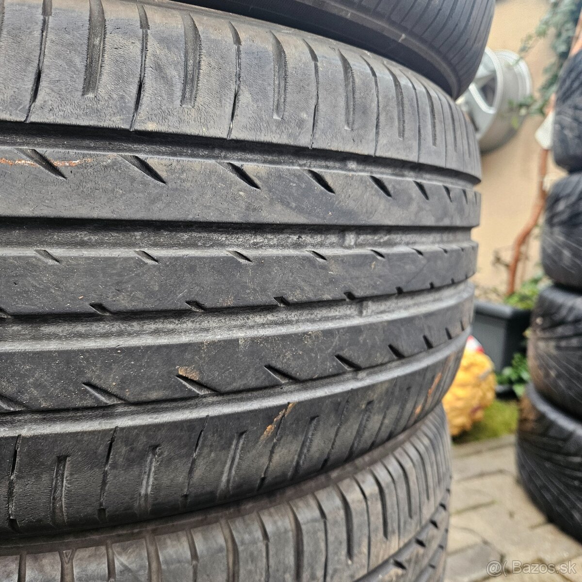 215/50 r18 Toyo - 3