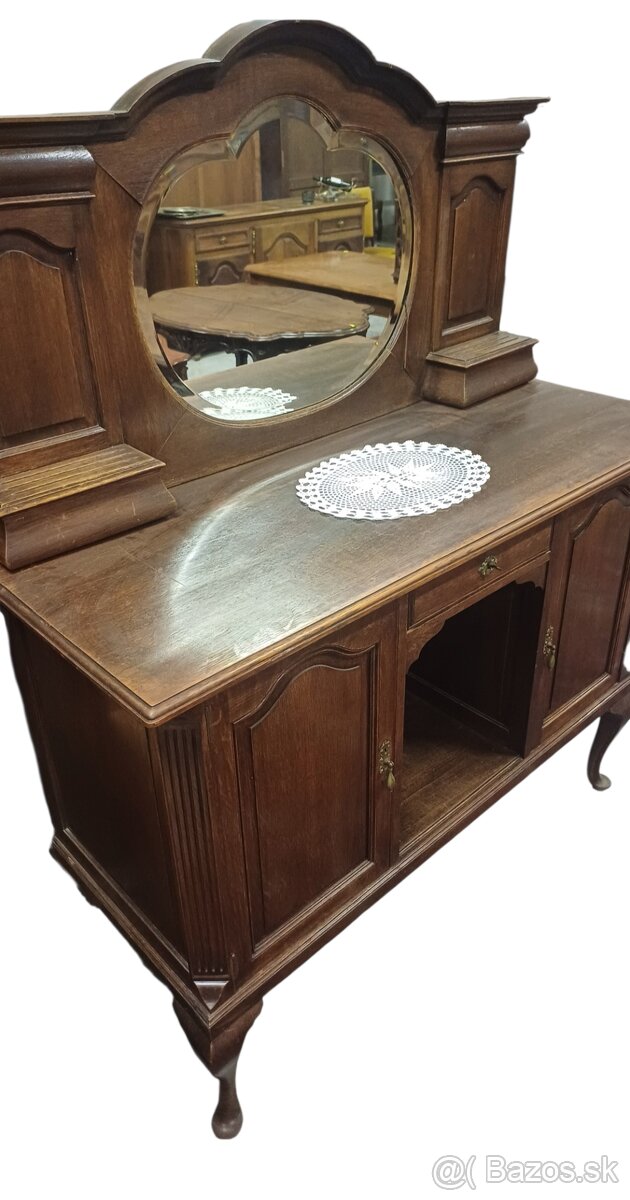 Starožitný nabytok - 3