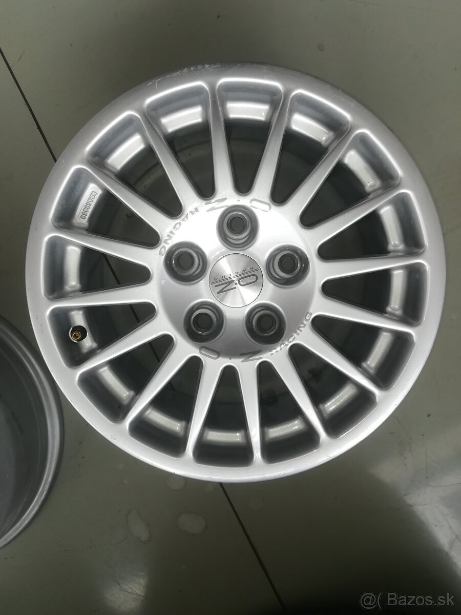 OZ racing r15 5x112 - 3