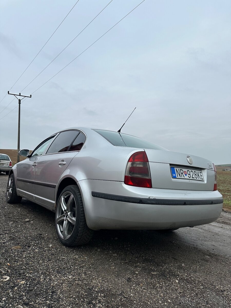 Škoda Superb 2.0 TDi 103kw - 3