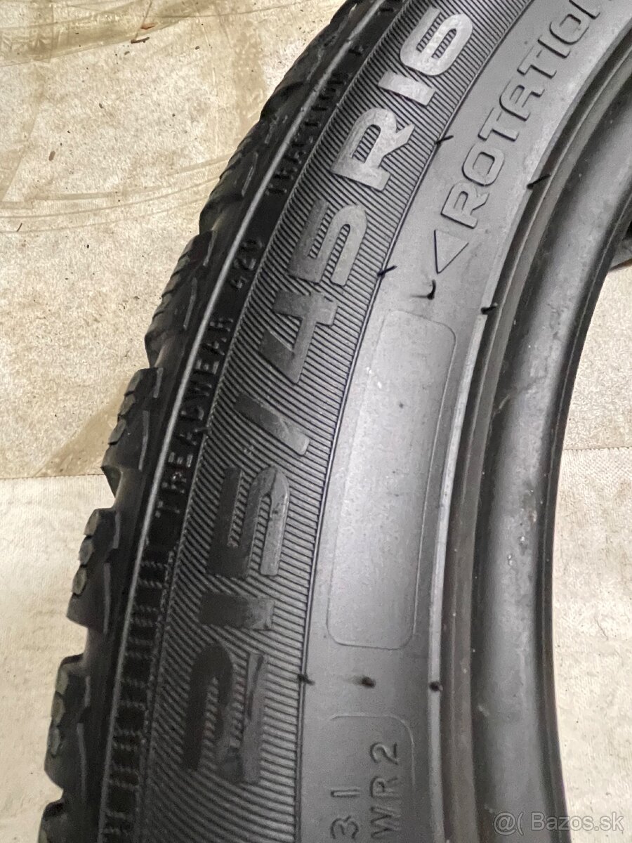 Nokian 215/45 R16 zimné - 3