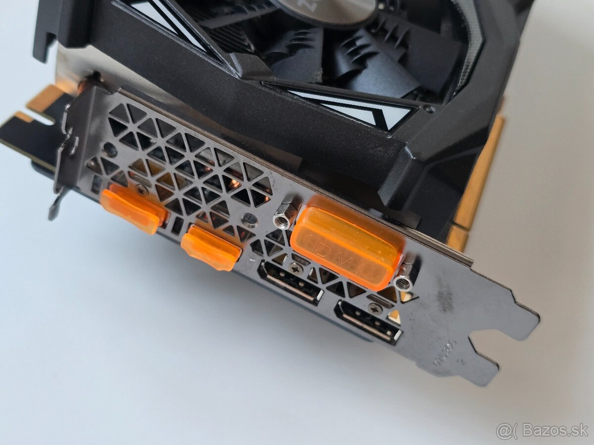 Predam graficku kartu ZOTAC GeForce GTX980 Ti AMP Extreme 6G - 3