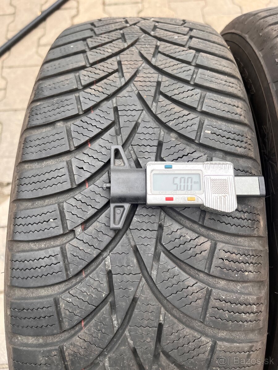 215/65R17 Toyo zimne - 3