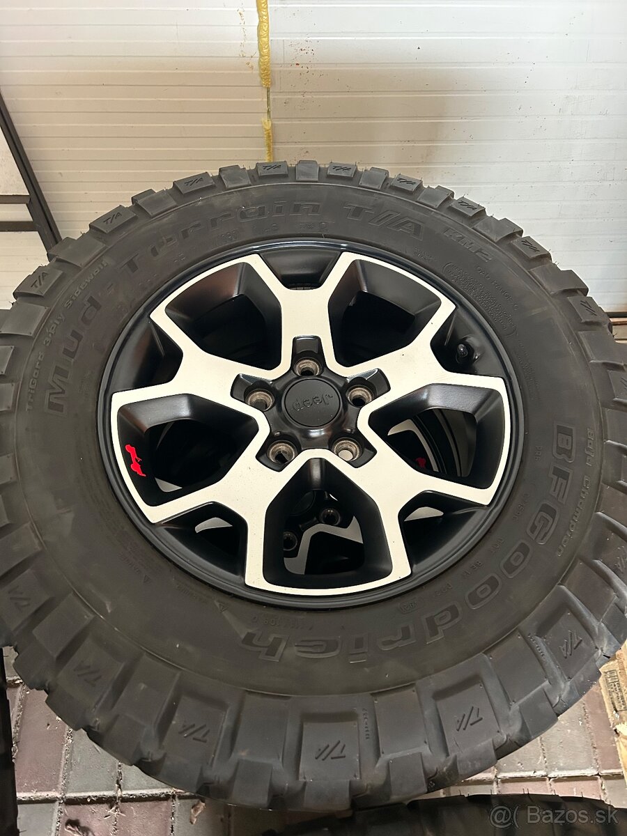 Jeep Wrangler sada kolesá