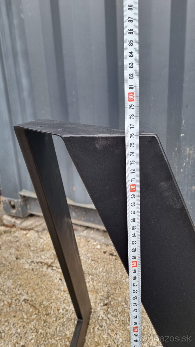 Stolové nohy- podnože - 3