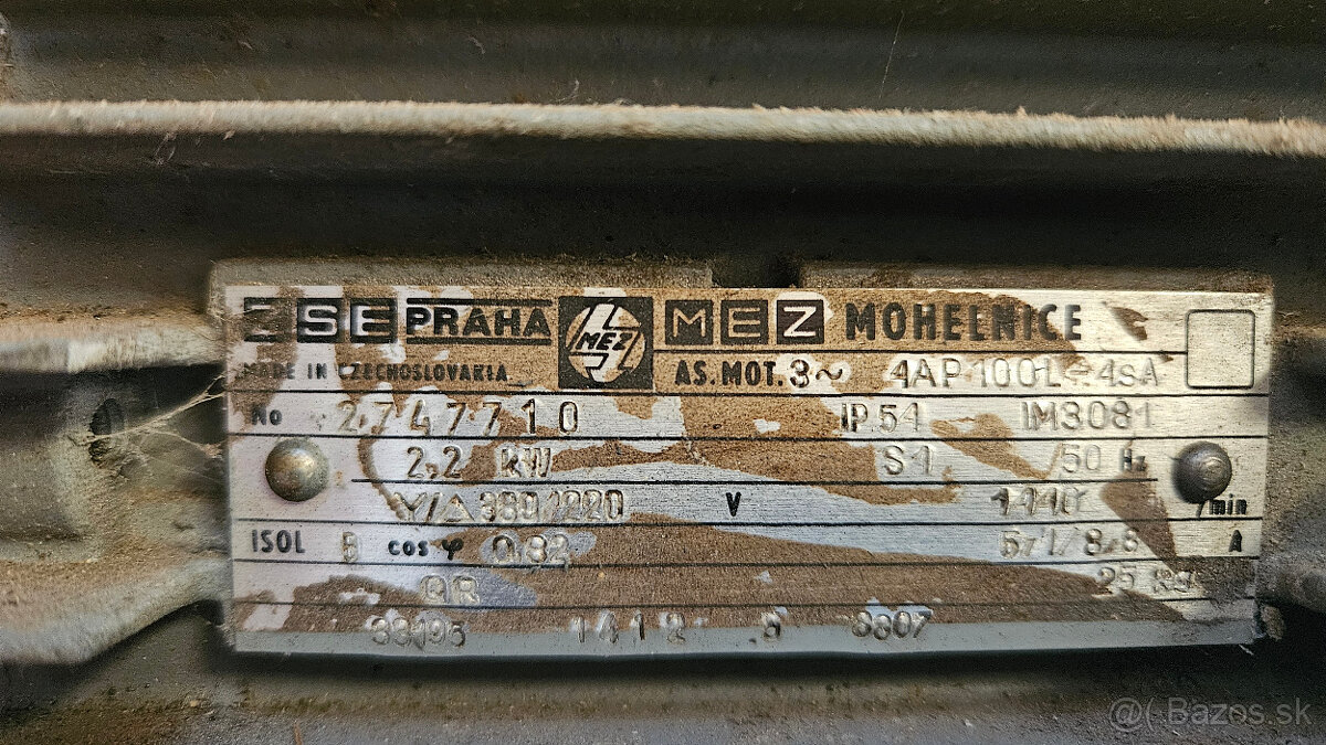 predam prirubovy elektromotor s drziakom na stojato. - 3