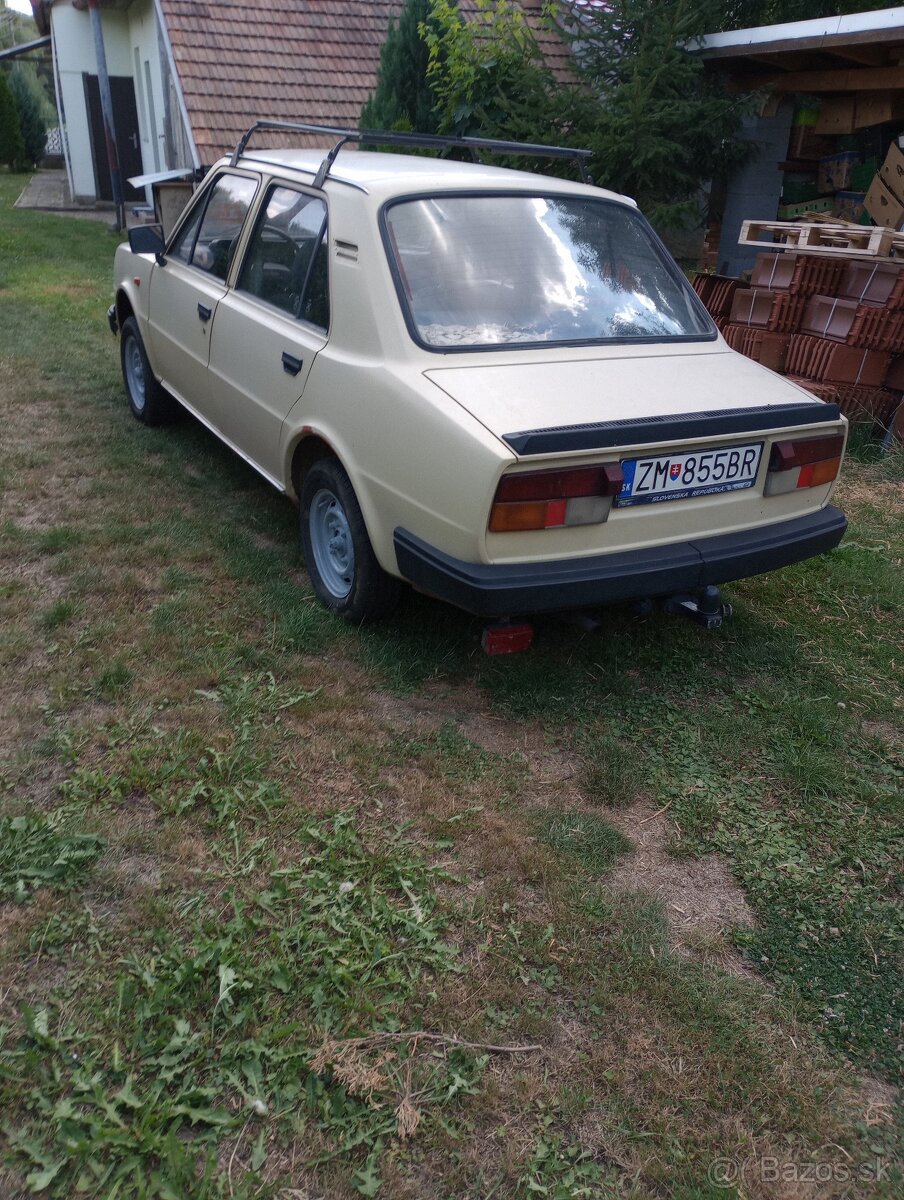 Skoda 105. - 3