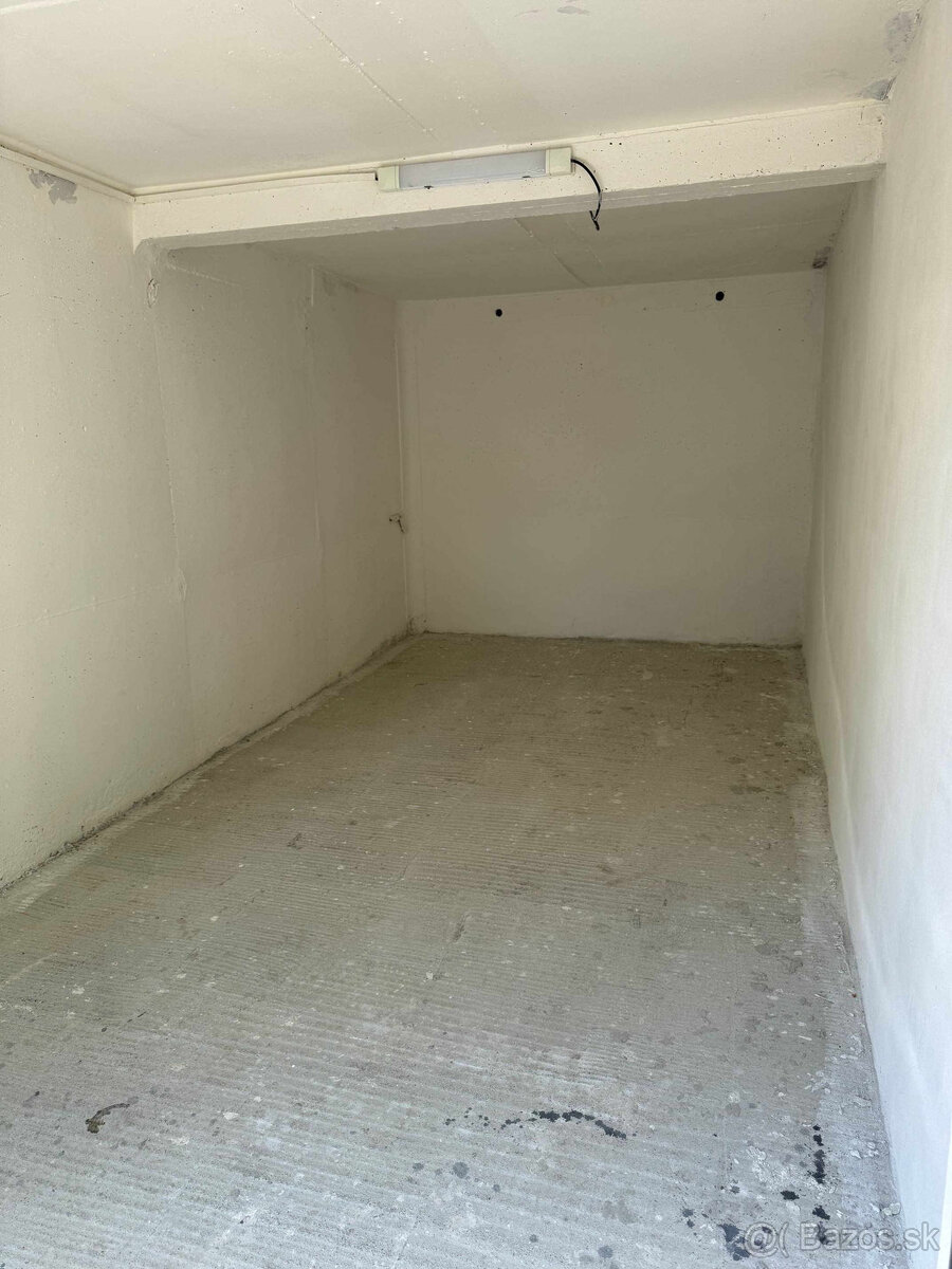 RealityKolesár predáva garáž Jesenná centrum Košice - 3