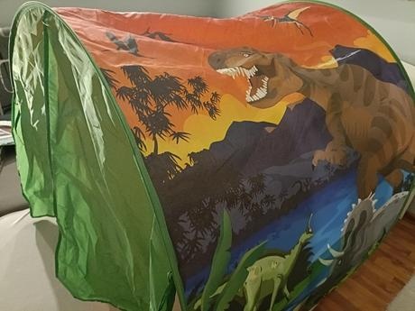 Stan nad postel s osvetlením - 3