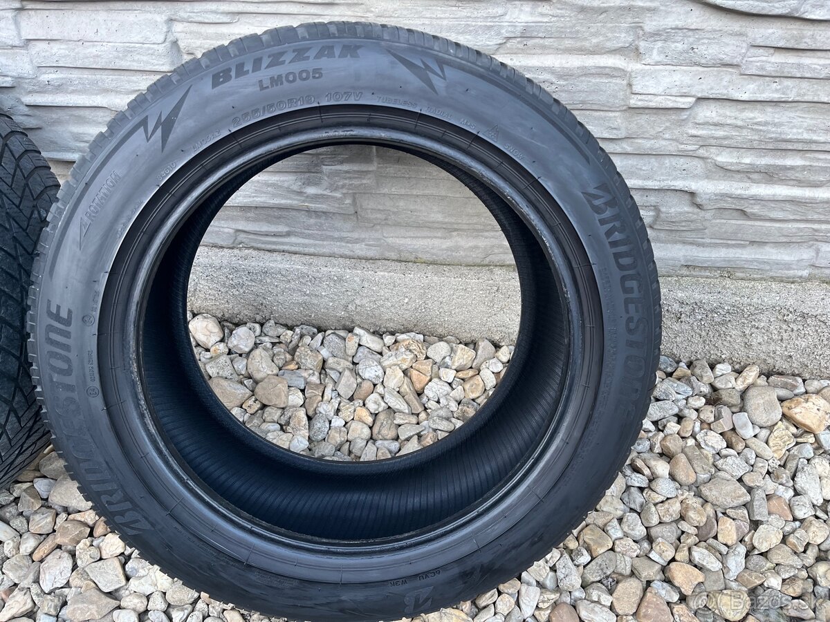 Bridgestone 255/50 r19 blizzak lm005 - 3