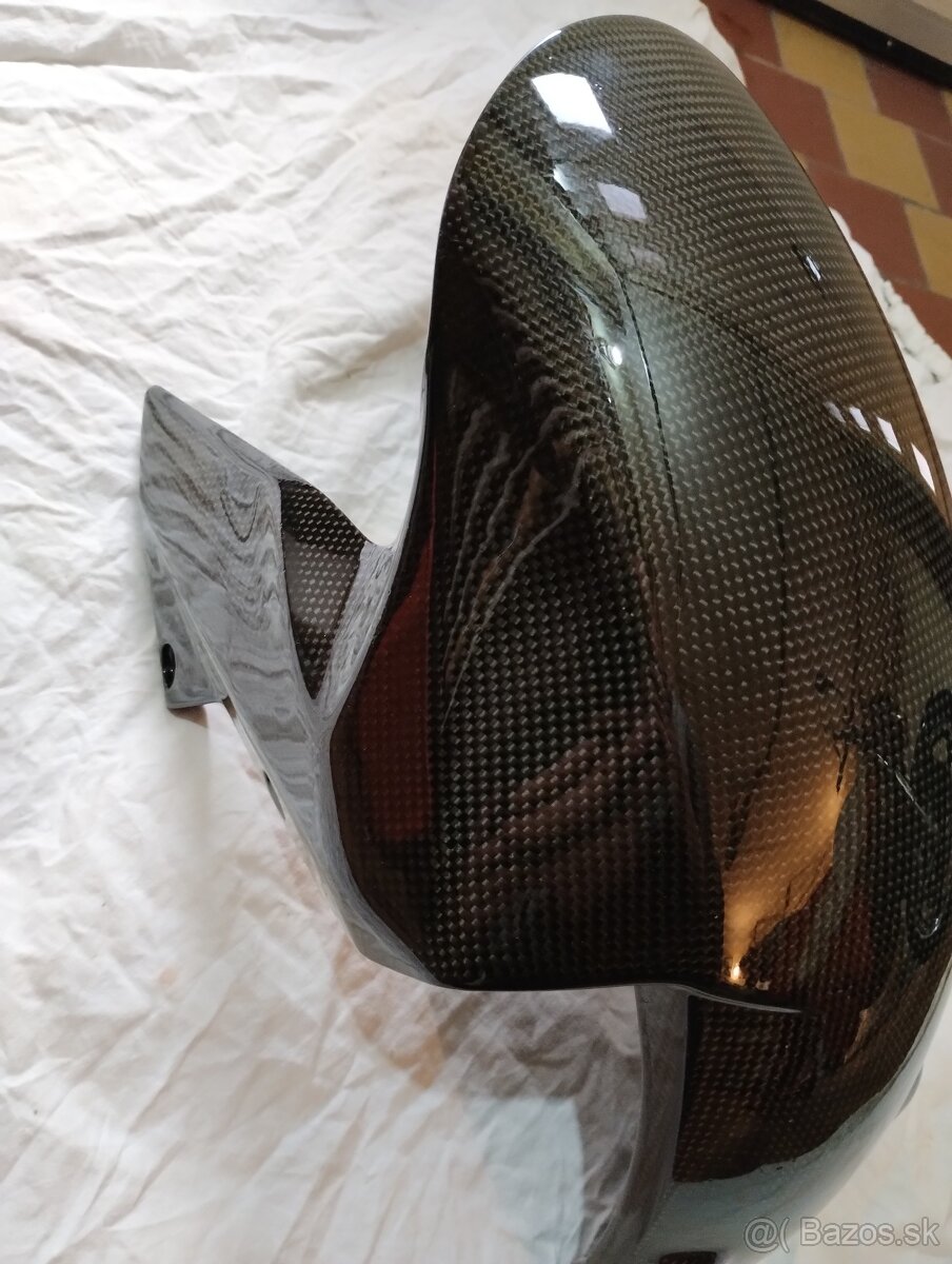 Predný blatník Kawasaki z1000 r.v. 2008 - 3