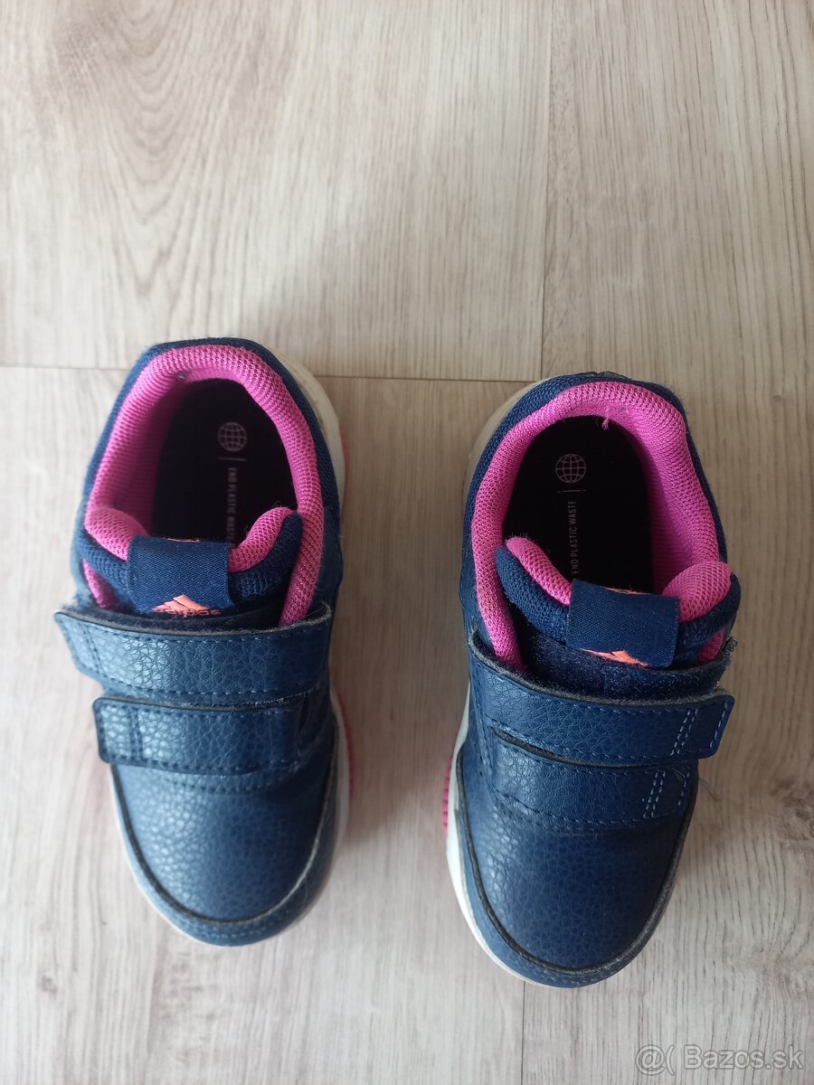 Botasky Adidas 25 - 3