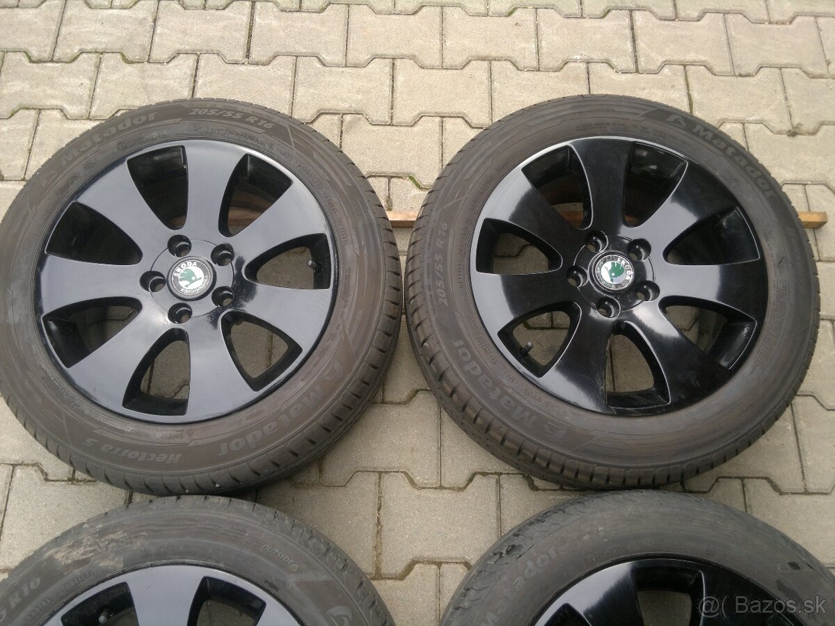 Elektrony Skoda Superb II, Octavia II Black 5x112 r16,letne - 3