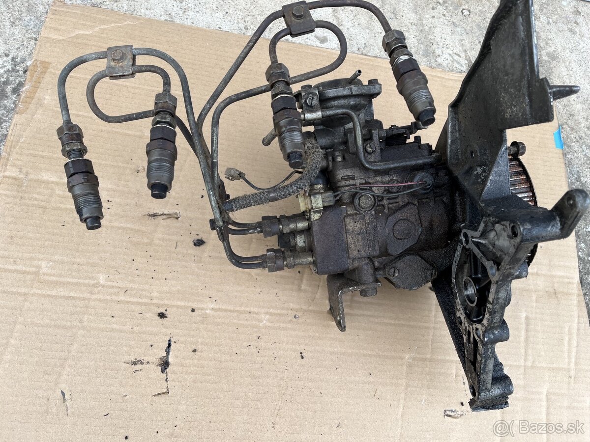 pajero mk 1 palivové čerpadlo - 3