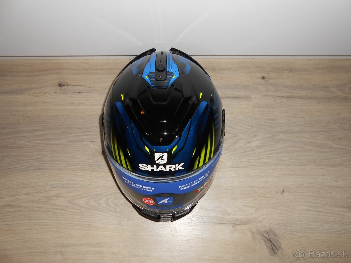 Predam krasnu novu moto prilbu znacky SHARK SPARTAN GT REPLI - 3