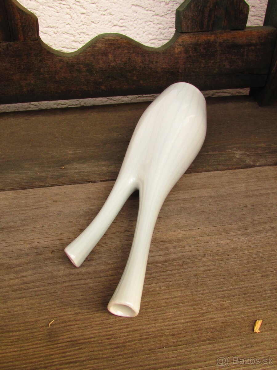 Stará dvojhrdlá vázička Royal Dux - Henrich Marek - 3