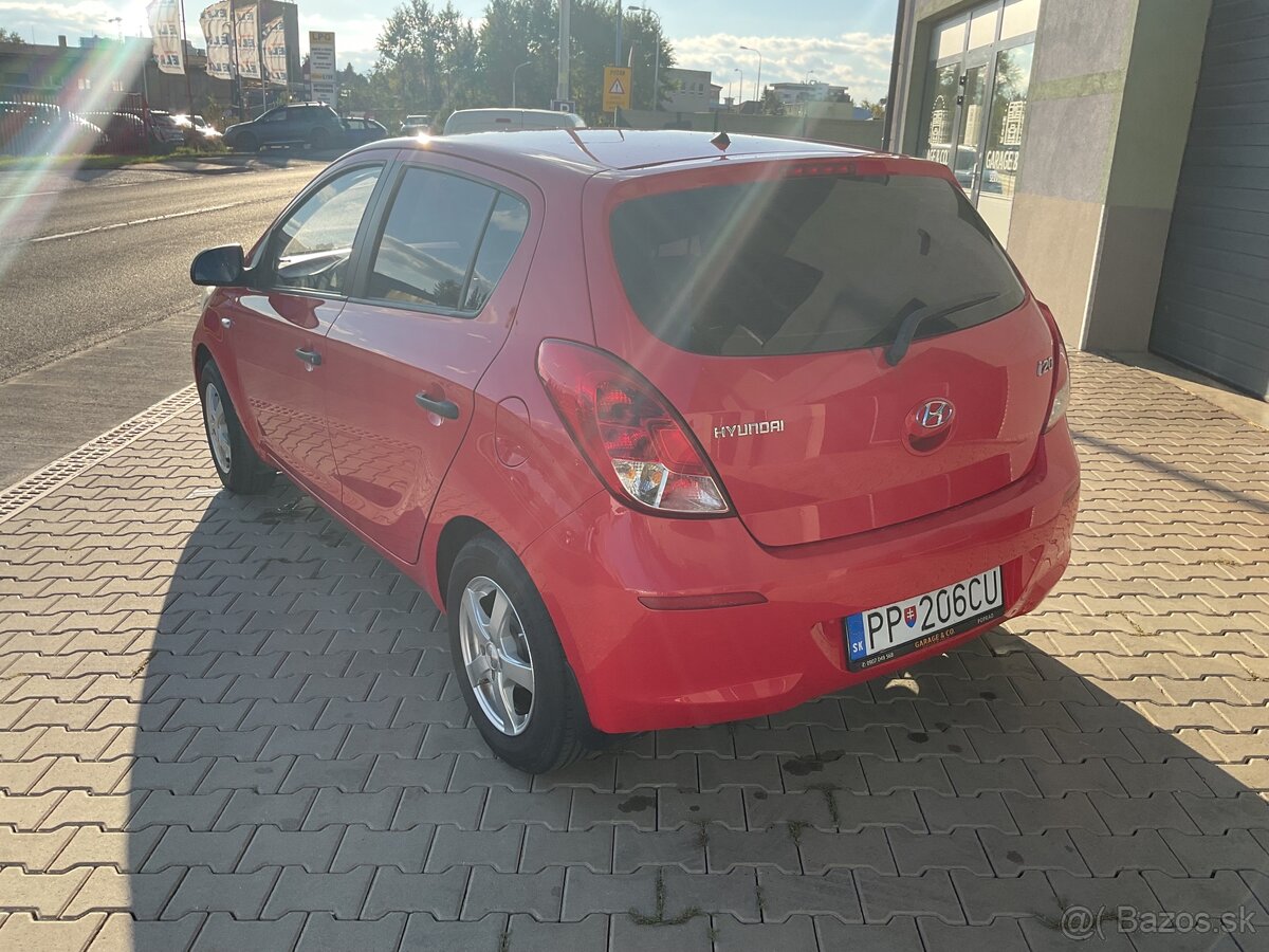 Predám Hyundai i20 - 3