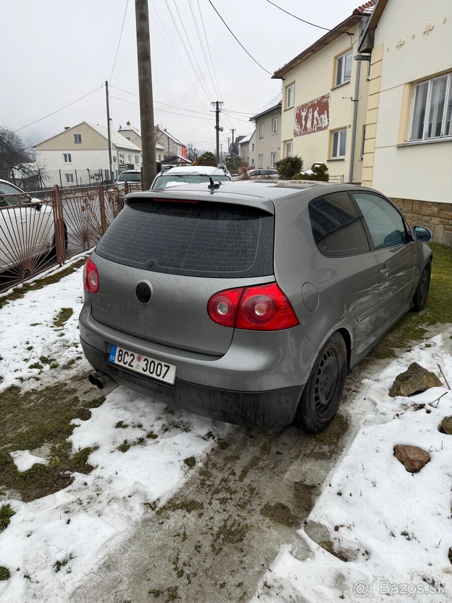 Golf 5 GTi (na opravu) - 3